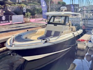 CHRIS CRAFT CL30 CATALINA - BATEAU MOTEUR OCCASION MARINE COURTAGE (23)