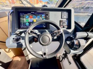 PARKER 110 MONACO FLYBRIDGE - BATEAU MOTEUR OCCASION MARINE COURTAGE (8)