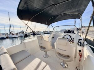 QUICKSILVER ACTIV 605 SUNDECK - BATEAU MOTEUR OCCASION MARINE COURTAGE (8)