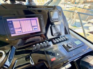 BENETEAU ANTARES 9 OB - BATEAU MOTEUR OCCASION - MARINE COURTAGE (8).2