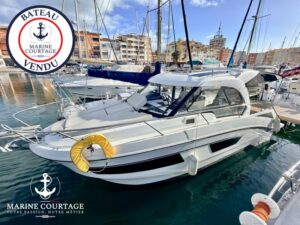 BENETEAU ANTARES 9 OB - BATEAU MOTEUR OCCASION - VENDU MARINE COURTAGE