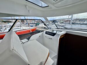 BENETEAU ANTARES 9 OB - BATEAU MOTEUR OCCASION - MARINE COURTAGE (23)