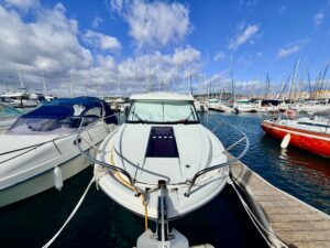 BENETEAU ANTARES 9 OB - BATEAU MOTEUR OCCASION - MARINE COURTAGE (28)