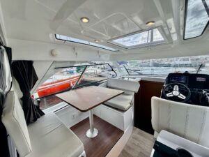 BENETEAU ANTARES 9 OB - BATEAU MOTEUR OCCASION - MARINE COURTAGE (9)