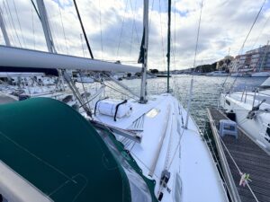 BENETEAU OCEANIS 351 - VOILIER OCCASION MARINE COURTAGE (3)