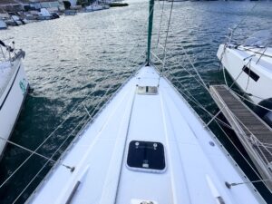 BENETEAU OCEANIS 351 - VOILIER OCCASION MARINE COURTAGE (4)