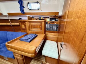 DUFOUR 39 CC - VOILIER OCCASION - MARINE COURTAGE (13)