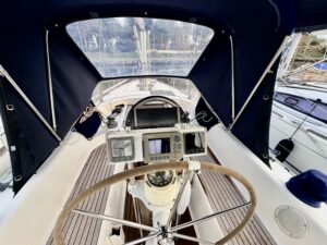 DUFOUR 39 CC - VOILIER OCCASION - MARINE COURTAGE (27)