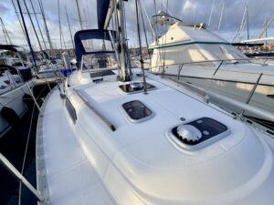 DUFOUR 39 CC - VOILIER OCCASION - MARINE COURTAGE (36)