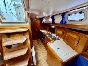 DUFOUR 39 CC - VOILIER OCCASION - MARINE COURTAGE (7)