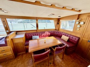 GRAND BANKS 42 CLASSIC - TRAWLER OCCASION - MARINE COURTAGE (21)