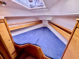 BAVARIA 30 CRUISER - VOILIER OCCASION MARINE COURTAGE (1)