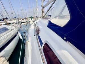 BAVARIA 30 CRUISER - VOILIER OCCASION MARINE COURTAGE (20)