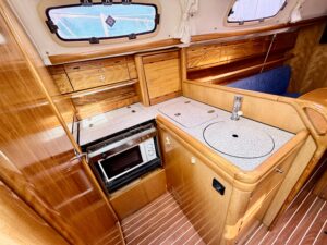 BAVARIA 30 CRUISER - VOILIER OCCASION MARINE COURTAGE (4)