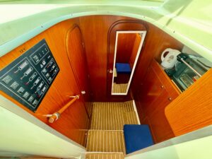 BENETEAU ANTARES SERIE 9 - BATEAU MOTEUR OCCASION MARINE COURTAGE (5)