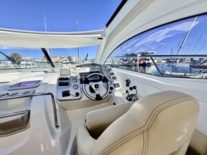 BENETEAU MONTE CARLO 37 - BATEAU MOTEUR OCCASION MARINE COURTAGE (14)