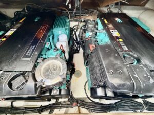 BENETEAU MONTE CARLO 37 - BATEAU MOTEUR OCCASION MARINE COURTAGE (15)