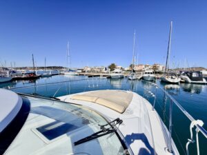 BENETEAU MONTE CARLO 37 - BATEAU MOTEUR OCCASION MARINE COURTAGE (19)