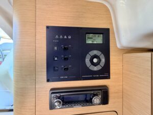 BENETEAU MONTE CARLO 37 - BATEAU MOTEUR OCCASION MARINE COURTAGE (26)