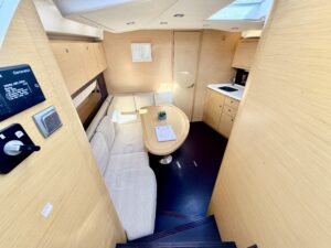 BENETEAU MONTE CARLO 37 - BATEAU MOTEUR OCCASION MARINE COURTAGE (27)