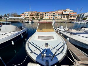 ULTRAMAR ULTRA 535 - BATEAU MOTEUR OCCASION MARINE COURTAGE (6)