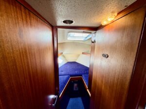 FINNSAILER 38 - VOILIER OCCASION MARINE COURTAGE (3)