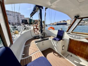 FINNSAILER 38 - VOILIER OCCASION MARINE COURTAGE (32)