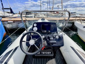 3D TENDER DREAM 6 - SEMI RIGIDE OCCASION MARINE COURTAGE (4).2