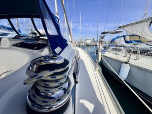 BAVARIA 37 CRUISER - VOILIER OCCASION MARINE COURTAGE (16)