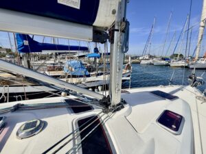 BAVARIA 37 CRUISER - VOILIER OCCASION MARINE COURTAGE (18)