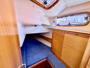 BAVARIA 37 CRUISER - VOILIER OCCASION MARINE COURTAGE (30)