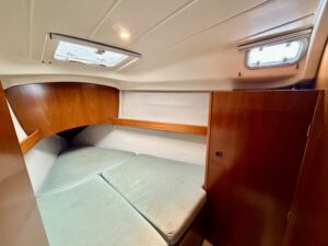 BENETEAU OCEANIS 351 - VOILIER OCCASION MARINE COURTAGE (2)