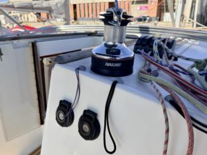 BENETEAU OCEANIS CLIPPER 393 - VOILIER OCCASION MARINE COURTAGE (22)