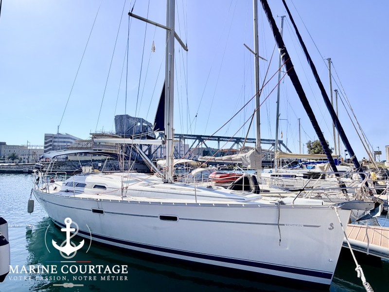 Beneteau Oceanis Clipper 393 Marine Courtage - bateau d'occasion – Herault. Spécialiste du bateau d'occasion