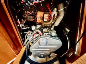 BENETEAU OCEANIS CLIPPER 393 - VOILIER OCCASION MARINE COURTAGE (5)