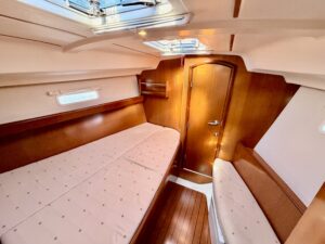 BENETEAU OCEANIS CLIPPER 393 - VOILIER OCCASION MARINE COURTAGE (7)