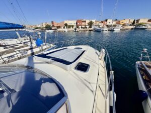 CRANCHI SMERALDO 37 - BATEAU MOTEUR OCCASION - MARINE COURTAGE (13)
