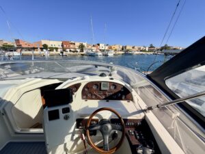 CRANCHI SMERALDO 37 - BATEAU MOTEUR OCCASION - MARINE COURTAGE (27).2