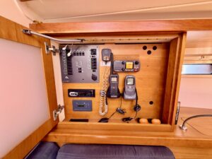 HANSE 400 - VOILIER OCCASION MARINE COURTAGE (14)