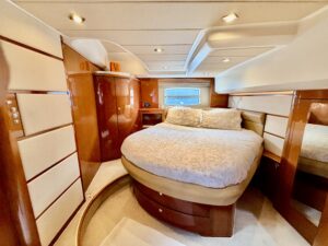 JEANNEAU PRESTIGE 50 FLY - BATEAU MOTEUR OCCASION MARINE COURTAGE (21)