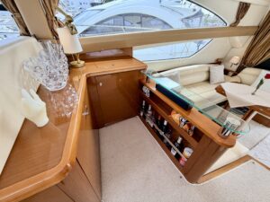 JEANNEAU PRESTIGE 50 FLY - BATEAU MOTEUR OCCASION MARINE COURTAGE (4)
