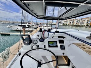 AVENTURA A 37 CRUISE - CATAMARAN OCCASION MARINE COURTAGE (40)