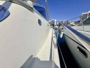 CRANCHI ZAFFIRO 32 - BATEAU MOTEUR OCCASION MARINE COURTAGE (21)