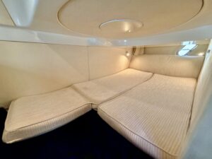 CRANCHI ZAFFIRO 32 - BATEAU MOTEUR OCCASION MARINE COURTAGE (9)