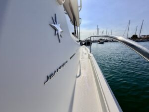 JEANNEAU MERRY FISHER 8 - BATEAU MOTEUR OCCASION MARINE COURTAGE (1)