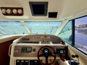 JEANNEAU PRESTIGE - BATEAU MOTEUR OCCASION MARINE COURTAGE (23).2
