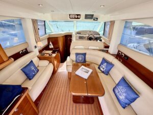 JEANNEAU PRESTIGE - BATEAU MOTEUR OCCASION MARINE COURTAGE (24)