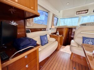 JEANNEAU PRESTIGE - BATEAU MOTEUR OCCASION MARINE COURTAGE (25)