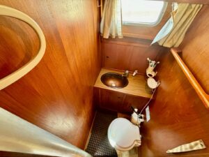 SILTALA NAUTICAT 33 - VOILIER OCCASION MARINE COURTAGE (4)