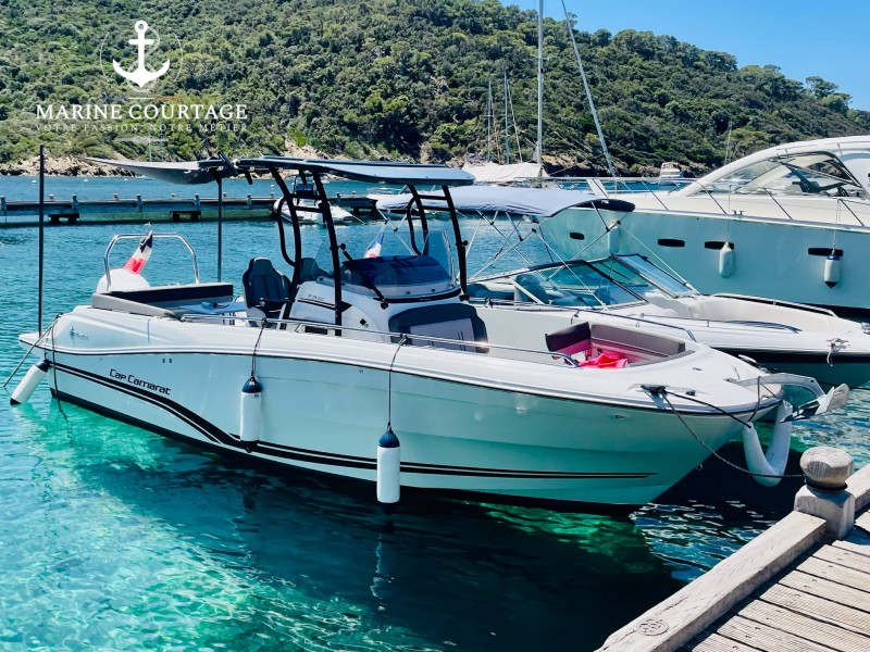 Jeanneau Cap Camarat 7.5 CC S 3 Marine Courtage - bateau d'occasion – Herault. Spécialiste du bateau d'occasion